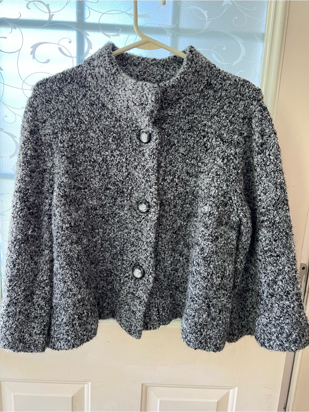 Vintage Tweeds size L black and gray chunky cropped big Button sweater Jacket